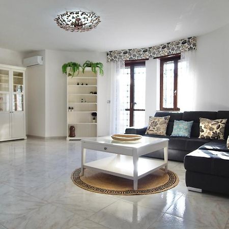 Lecce Holiday Rentals Dış mekan fotoğraf